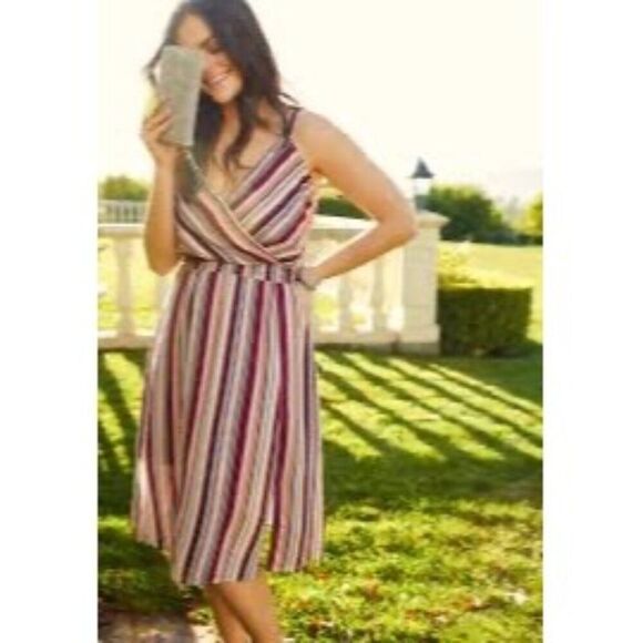 Maurices Dresses & Skirts - NWT Maurice’s stripe mid-length dress Size Medium‎